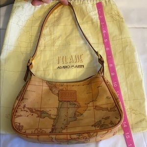 Alviero Martini Shoulder Bag